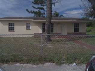 20464 NW 43rd Pl, Miami Gardens, FL 33055