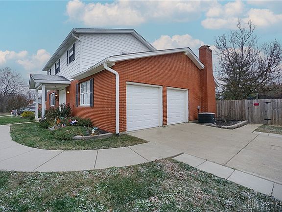 2nd image of 10292 Maria Ave