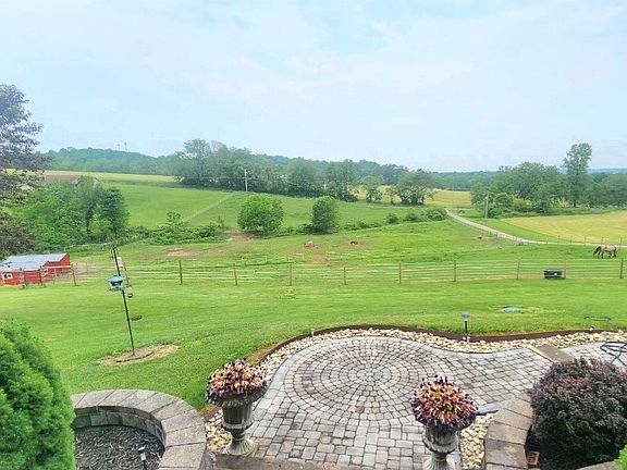 4th image of 7360 Jones Rd