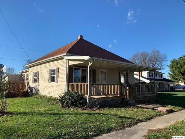 395 S East St, Hull, IL 62343