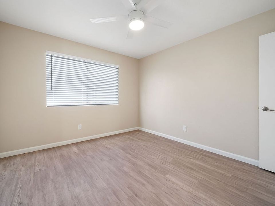 1st image of 251 S 16th St #31