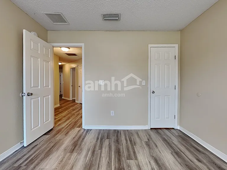 9215 Hawkeye Dr — Photo 18