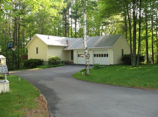 417 Pendleton Ln, Londonderry, NH 03053
