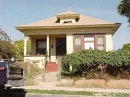 1st image of 2427 Houston St