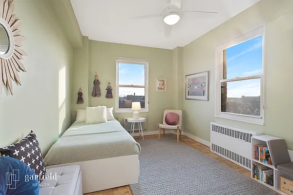 Sold by Garfield Realty  | media 10