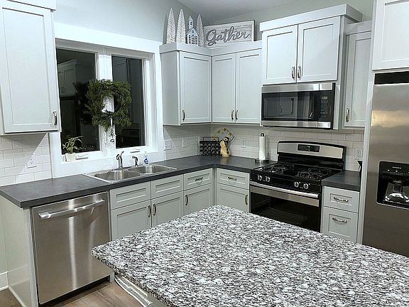 5th image of 4303 Cottage Trl