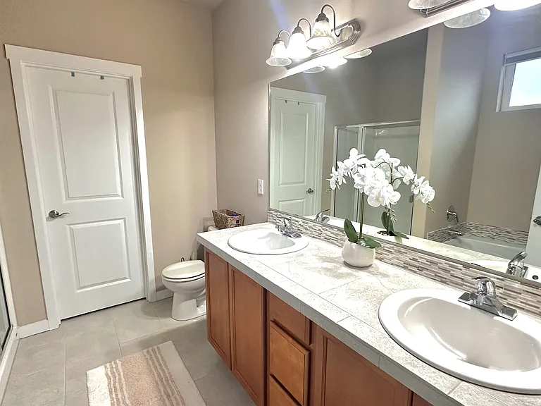 8137 154th St E — Photo 15