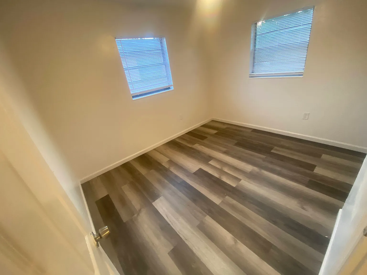 1 bed, 410 sqft, $1,295 — Photo 4