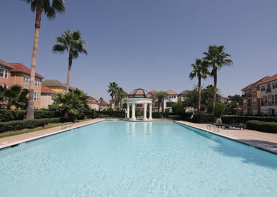 1st image of 7142 Laguna Villas