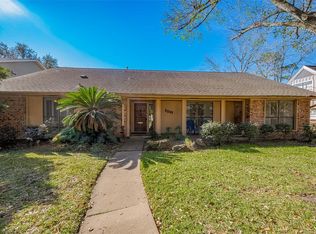 5243 Ariel St, Houston, TX 77096