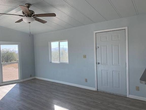 5th image of 3514 N Mobile Rd