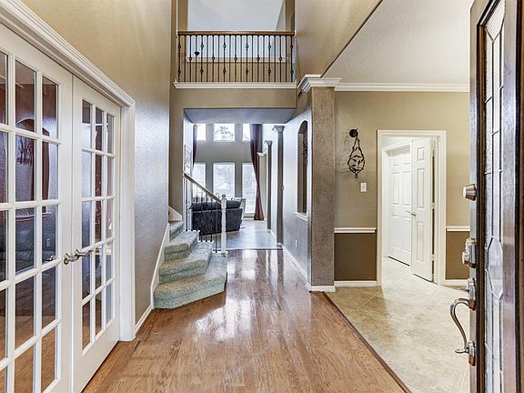 4th image of 1626 Forest Trace Dr