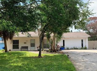 2611 Miranda Way S, Saint Petersburg, FL 33712