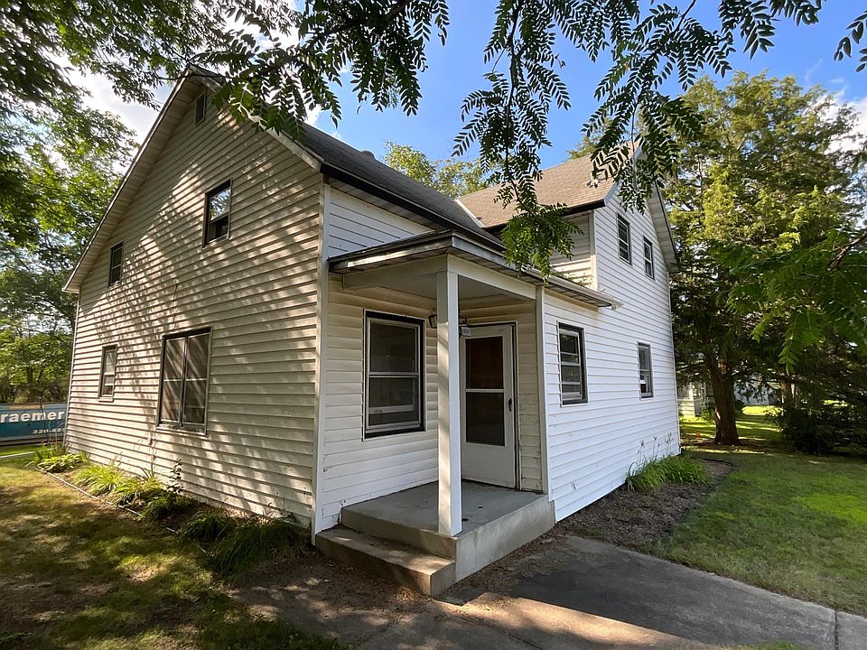 1st image of 37 1st Ave SE