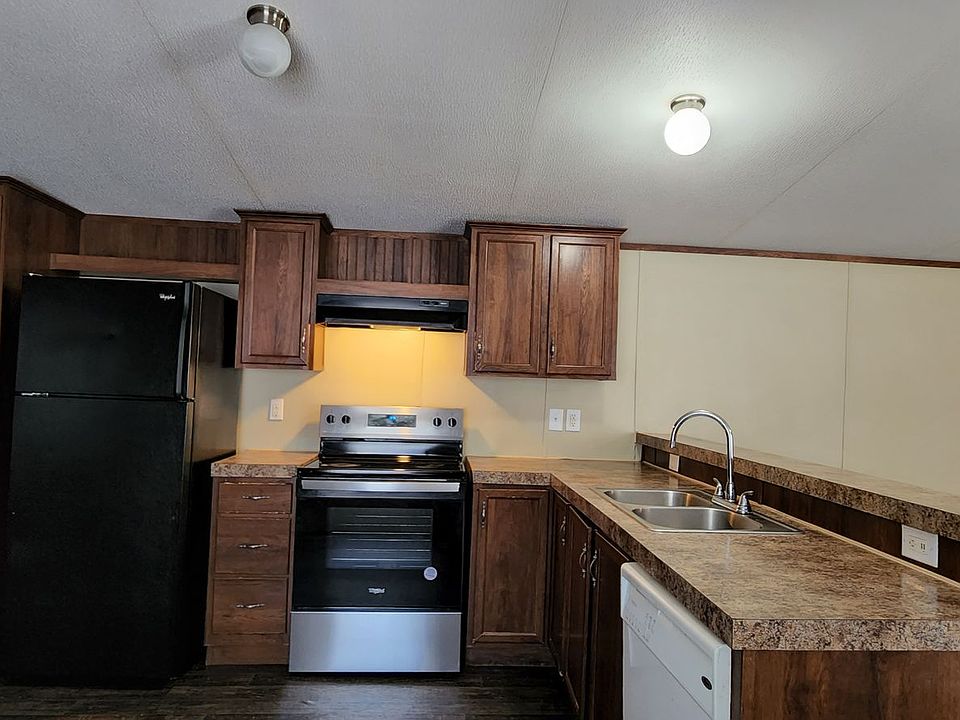 1st image of 2222 South St Trailer 11