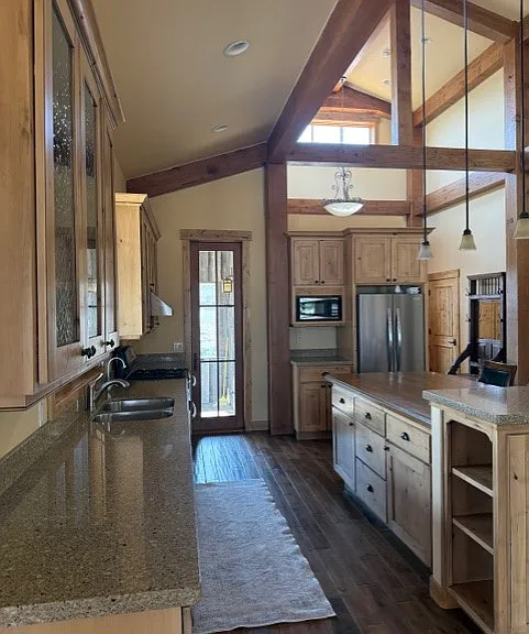 250 Elk Ridge Rd — Photo 2
