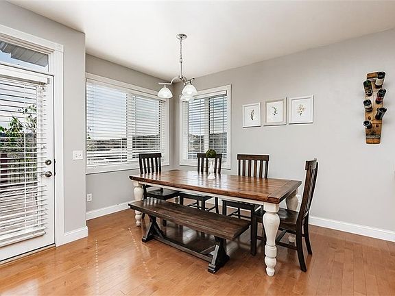 5th image of 2735 Torrey Pines Dr