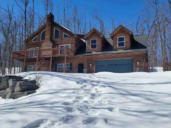 11302 Whisper Dr, Frederic, MI 49733