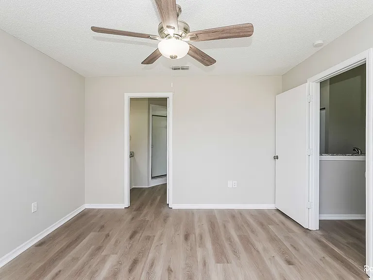 6542 Ami Ann Ct — Photo 14