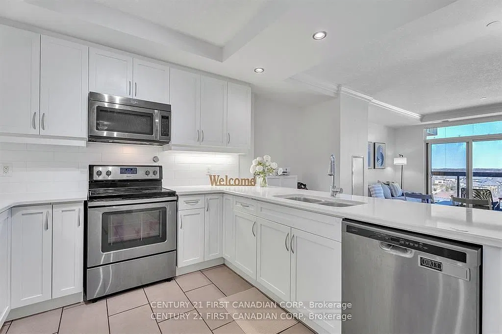 2 bed, $2,880 — Photo 3