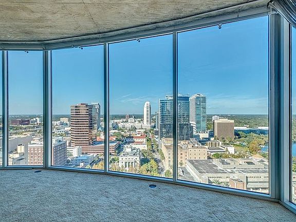 4th image of 155 Court Ave #2015
