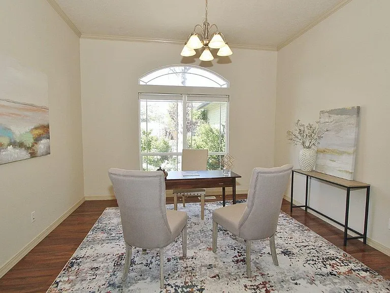 2074 S Tollgate Way — Photo 7