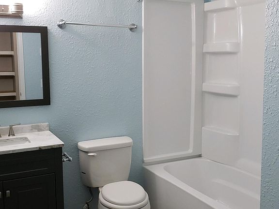 3rd image of 119 1st Ave NE #6
