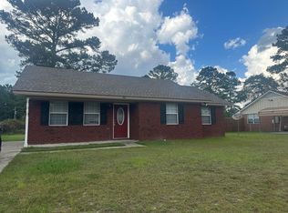81 W Kenny Dr, Hinesville, GA 31313