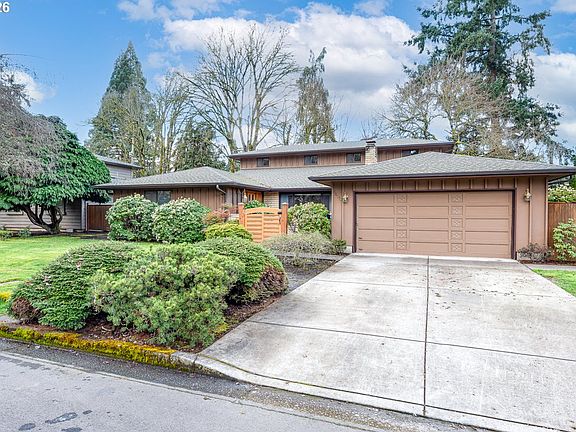 3rd image of 4490 Doyle St