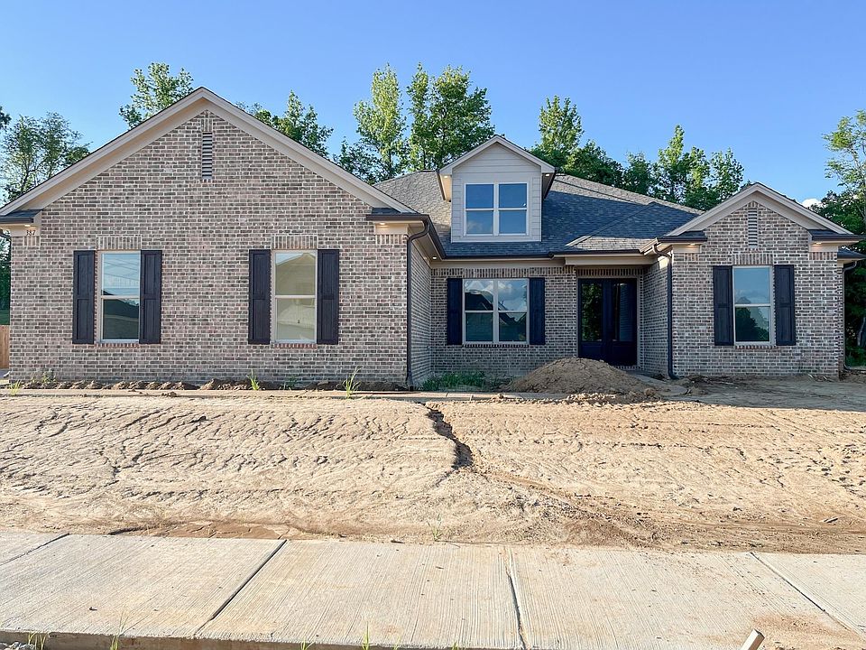 1st image of 387 George Ellis Dr