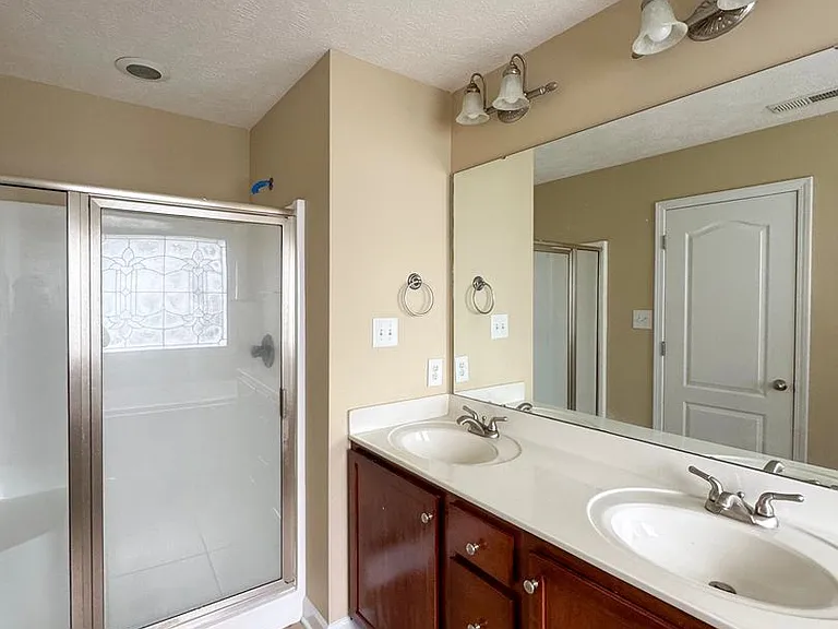 14 Buckman Dr — Photo 18