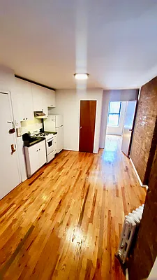 Rented by Compass | media 7