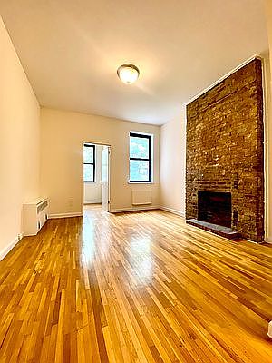3rd image of 409 E 78th St APT 1C