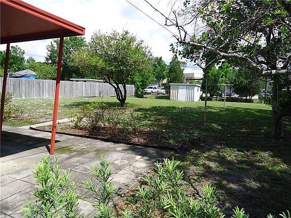 3rd image of 1705 W Erna Dr