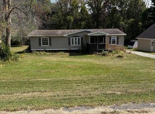 92 Brickhouse Rd, Stillwater, NY 12170