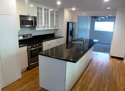 3 bed, 1200 sqft, $4,500 — Photo 1