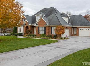 3613 Sparrow Pond Ln, Raleigh, NC 27606