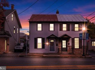 24 S White Oak St, Annville, PA 17003