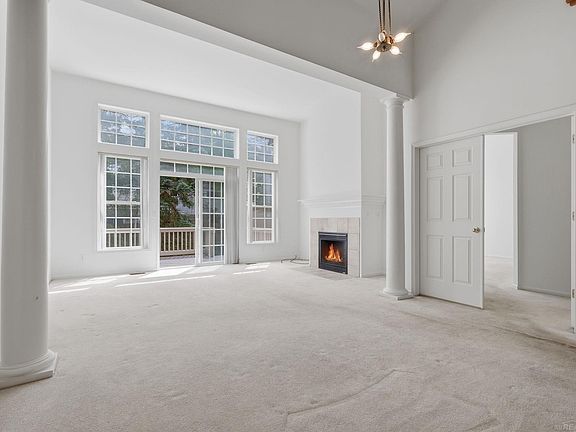 4th image of 4048 Summerfield Dr