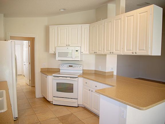 2nd image of 11393 SW Pembroke Dr