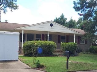 345 Gracie Rd, Chesapeake, VA 23325