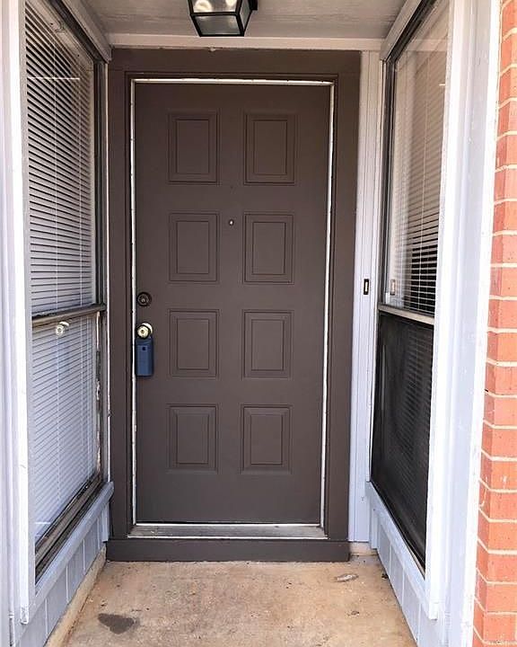 1st image of 2406 Windy Pine Ln