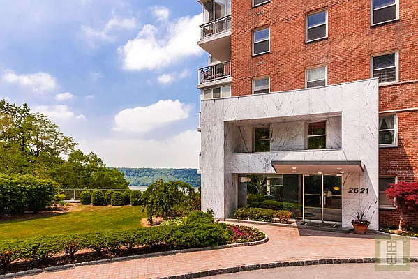 Sold by Halstead Real Estate | media 26