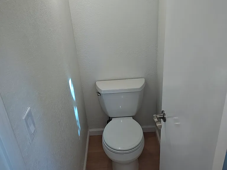 52 Olympia Way — Photo 21