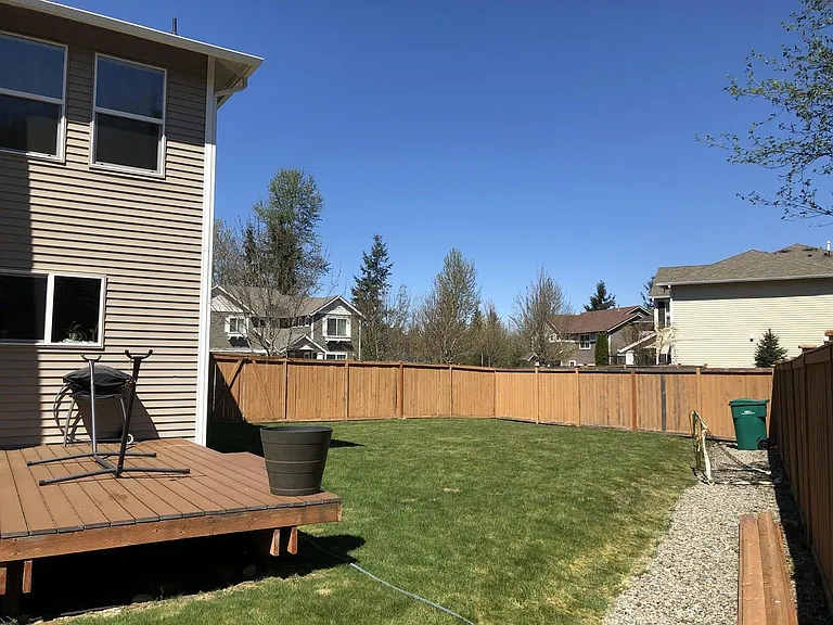 8910 Weiting Ave SE — Photo 35