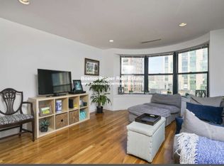 30 Peterborough St #908, Boston, MA 02215