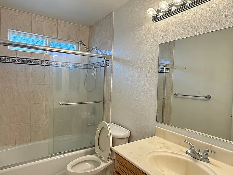 5007 Anaheim Loop — Photo 14
