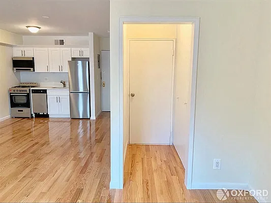 Rented by Oxford Property Group | media 3