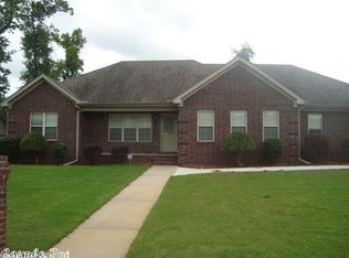 71 Magness Creek Dr, Cabot, AR 72023
