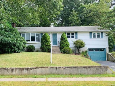 284 Ridgewood Dr, Groton, CT, 06355